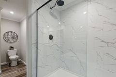 021-ascend-casa-grande-primary-bathroom4