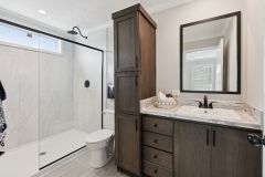 021-ascend-driftwood-cottage-primary-bathroom