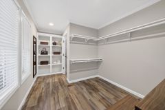 021-foundation-mckenna-primary-closet2